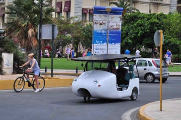 Good News: «Sunnyclist» - Αυτό είναι το ελληνικό ηλεκτροκίνητο όχημα - Φωτογραφίες από το εντυπωσιακό test drive στη Σαντορίνη! (φωτό) - Κυρίως Φωτογραφία - Gallery - Video