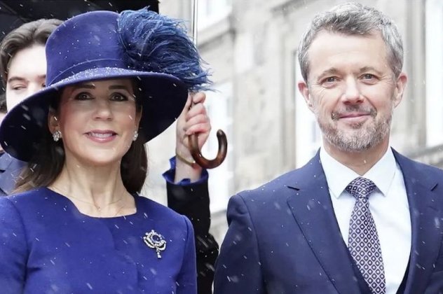 Πρώτη εμφάνιση του νέου βασιλιά της Δανίας, Φρέντερικ με τη Βασίλισσα! To total cobalt blue outfit της Mary (φωτό) - Κυρίως Φωτογραφία - Gallery - Video