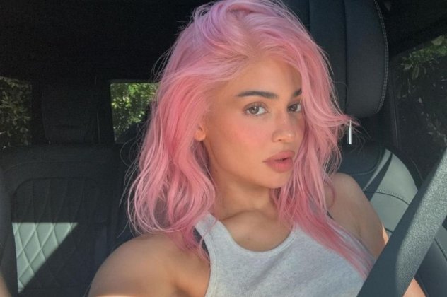 Η Kylie Jenner έγινε Barbie! Δείτε την αλλαγή στο hairstyle της με ροζ μαλλιά! (φωτό) - Κυρίως Φωτογραφία - Gallery - Video