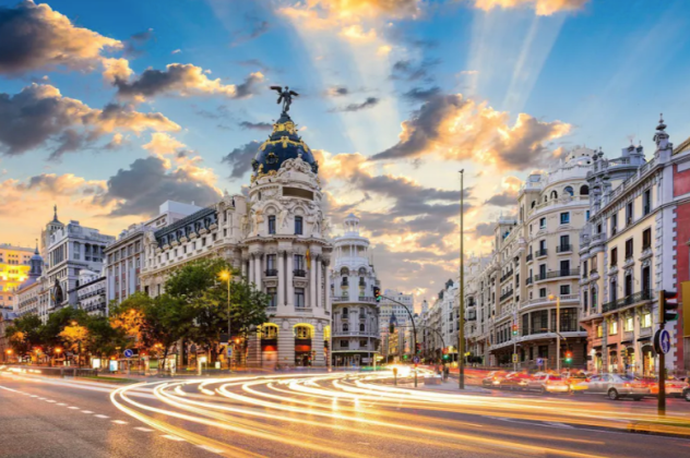 Ρομαντισμός mode on! Γιορτάστε τον Άγιο Βαλεντίνο στη μαγευτική Μαδρίτη - Την αρχοντική βασίλισσα της Μαδρίτης - Κυρίως Φωτογραφία - Gallery - Video