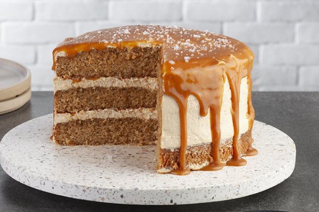 Άκης Πετρετζίκης: Butterscotch cake - H απόλυτη τούρτα που πρέπει να δοκιμάσετε! - Κυρίως Φωτογραφία - Gallery - Video