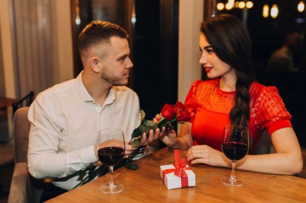 Οδηγός Valentine's Day: Τα πιο ερωτικά στέκια για νέα ζευγάρια σε Αθήνα & Θεσσαλονίκη - Κυρίως Φωτογραφία - Gallery - Video