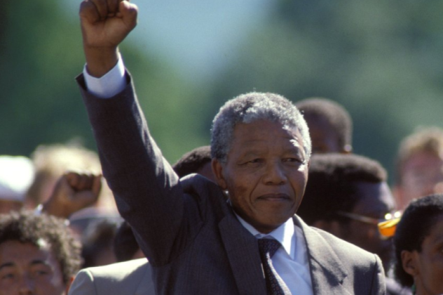 Vintage Story: Σαν σήμερα πριν 34 χρόνια αποφυλακίστηκε ο Nelson Mandela – Ένας ηγέτης πρότυπο που πάλεψε μέχρι τέλους κατά του ρατσισμού (φωτό & βίντεο)  - Κυρίως Φωτογραφία - Gallery - Video