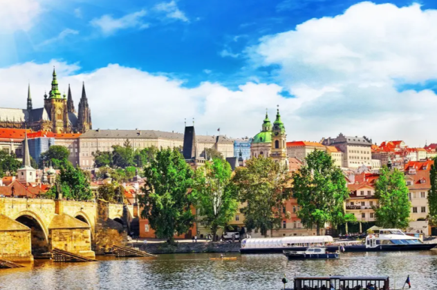 Ρομαντισμός mode on! Γιορτάστε τον Άγιο Βαλεντίνο με ένα ταξίδι στην παραμυθένια Πράγα - Τη «Χρυσή Πόλη των 100 Πύργων» - Κυρίως Φωτογραφία - Gallery - Video 4