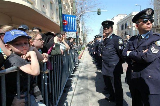 Υπό περιφρούρηση οι παρελάσεις της 28ης Οκτωβρίου - Κυρίως Φωτογραφία - Gallery - Video