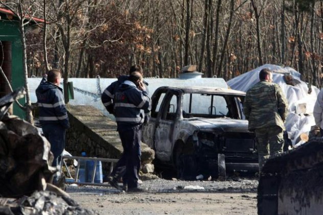 Η συγκλονιστική επιστολή ενός 57χρονου που ο παππούς του και ο θείος του δολοφονήθηκαν στον εμφύλιο ενώ έζησε τις δολοφονίες Αθανασιάδη - Περατικού - Δύο γενιές βίας - Ένα άρθρο του Θανάση Μαυρίδη - Κυρίως Φωτογραφία - Gallery - Video