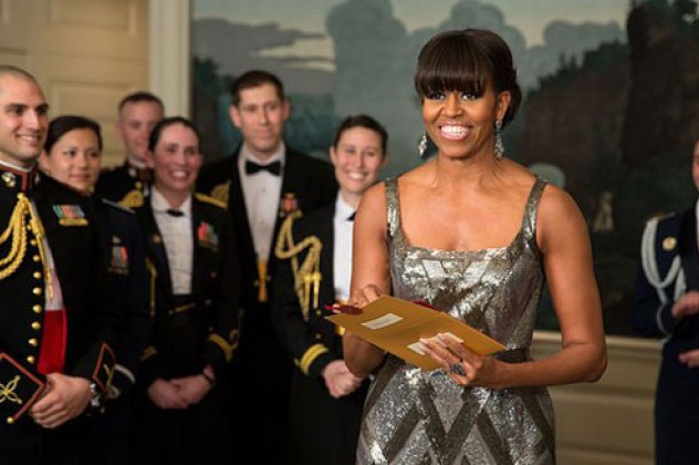 And the Oscar goes to Argo: Η Michelle Obama, η πρώτη κυρία σε ζωντανή σύνδεση από τον Λευκό Οίκο ανακοίνωσε τον νικητή Μπεν Άφλεκ: Δείτε το βίντεο - Κυρίως Φωτογραφία - Gallery - Video