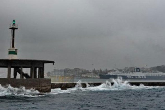 Απαγορευτικό απόπλου ως τις 18:00 σήμερα - Κυρίως Φωτογραφία - Gallery - Video