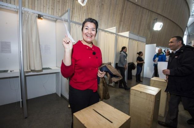 Ποια είναι η 47χρονη Αλέκα της Γροιλανδίας που στέφεται η πρώτη γυναίκα Πρωθυπουργός της Αρκτικής; (φωτό) - Κυρίως Φωτογραφία - Gallery - Video