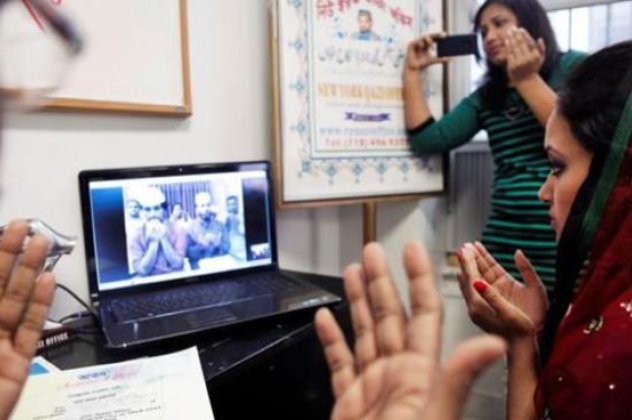 Γάμος μέσω Skype: Εκείνη στο Μπαγλαντές κι εκείνος στη Νέα Υόρκη - Τα δάκρυα αληθινά...  - Κυρίως Φωτογραφία - Gallery - Video