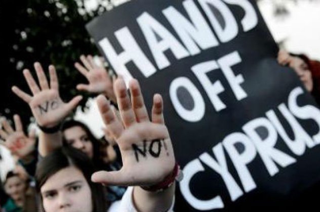 Κύπριος blogger γράφει σε άπταιστον κυπριακήν τι συνέβη στην Κύπρο - Χαμογελάστε!  - Κυρίως Φωτογραφία - Gallery - Video
