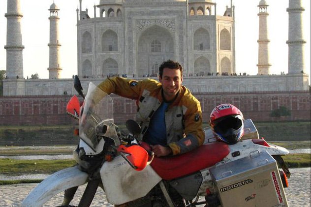 Αποκλειστικές Φωτογραφίες- Ο Έλληνας «Φιλέας Φογκ» Ηλίας Βροχίδης: Με μια 250 cc μηχανή ταξίδεψε 73.000 χλμ σε 14 χώρες της Ασίας   - Κυρίως Φωτογραφία - Gallery - Video