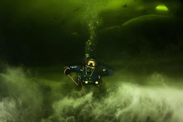 Αντέχετε να βουτήξουμε στην παγωμένη θάλασσα για να δούμε το απέραντο πράσινο? Ο επαγγελματίας δύτης Franco Banfi έβγαλε εκπληκτικές φωτογραφίες!   - Κυρίως Φωτογραφία - Gallery - Video
