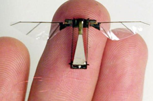 Ιπτάμενο ρομπότ σε μέγεθος μύγας, μόλις ένα εκατοστό, από επιστήμονες του Χάρβαρντ  - Κυρίως Φωτογραφία - Gallery - Video