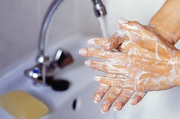 Οι γυναίκες πιο καθαρές από τους άντρες, το 95% πάντως δεν ξέρουμε να πλένουμε τα χέρια μας! Έρευνα με αποκαλυπτικά στοιχεία! - Κυρίως Φωτογραφία - Gallery - Video