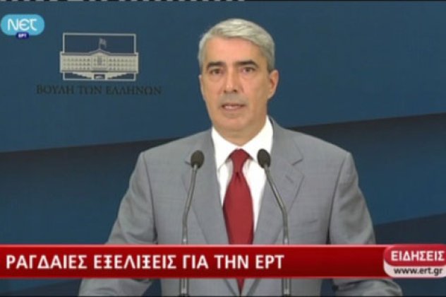 Δικαίωμα στον (αυτο)εξευτελισμό του Σίμου Κεδίκογλου - Γράφει ο‏ Γιώργος Καρελιάς - Κυρίως Φωτογραφία - Gallery - Video