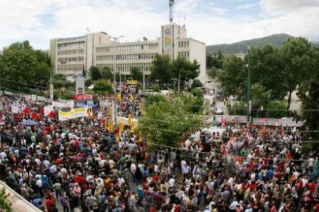 27 δικηγόροι της Θεσσαλονίκης κατέθεσαν μήνυση κατά Στουρνάρα και Κεδίκογλου - Όλο το κείμενο - Κυρίως Φωτογραφία - Gallery - Video