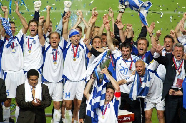 9 χρόνια από την μέρα που η Ελλάδα κατέκτησε το Euro-Η κορυφαία ποδοσφαιρική στιγμή της χώρας μας (φωτό & βίντεο) - Κυρίως Φωτογραφία - Gallery - Video