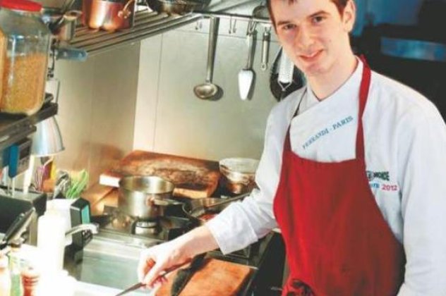 Very Good News: 21 ετών ο ''Ελ Γκρέκο'' της γαστρονομίας! Νίκος Σιούτης από το Χαιδάρι στο Παρίσι σεφ σε πολυτελές ξενοδοχείο! (φωτό)  - Κυρίως Φωτογραφία - Gallery - Video