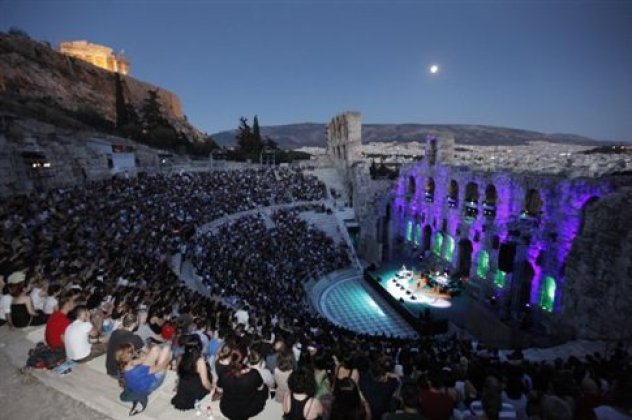 Αν είστε άνεργοι και σας αρέσει η όπερα, τρέξτε: 1.500 δωρεάν εισιτήρια δίνει η Λυρική για την γενική δοκιμή της «Μαντάμα Μπαττερφλάι» την Παρασκευή στο Ηρώδειο - Κυρίως Φωτογραφία - Gallery - Video