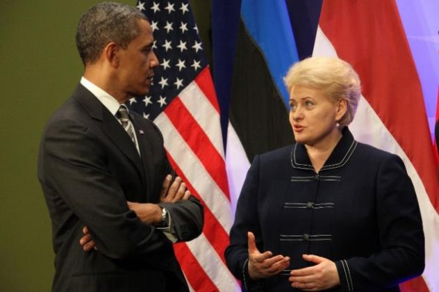 Καράτε και «όσκαρ πολιτικής» τα «όπλα» της Topwoman Προέδρου της Λιθουανίας Ντάλια Γκριμπαουσκάιτε που συναντά και συμβουλεύεται ο Ομπάμα!  - Κυρίως Φωτογραφία - Gallery - Video