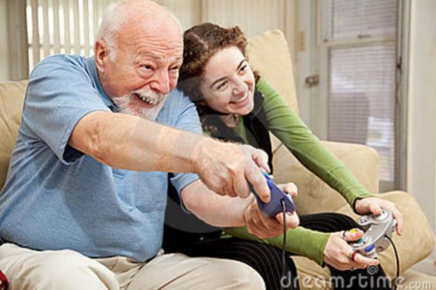 Δώστε video games στον παππού και τη γιαγιά για να καθυστερήσετε την άνοια και το αλτσχάιμερ! - Κυρίως Φωτογραφία - Gallery - Video