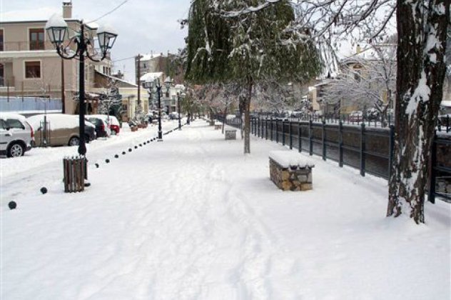 Χιόνια στο καμπαναριό - Κυρίως Φωτογραφία - Gallery - Video