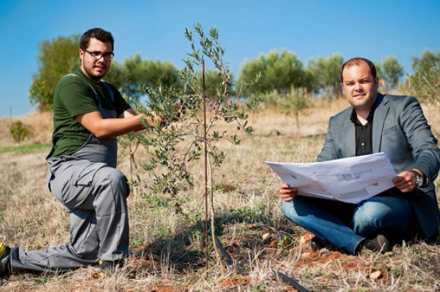 8.000 νέοι Ελληνες αγρότες αλλά πόσοι ξέρουν και συνωστίζονται για γκότζι μπέρι, ιπποφαές και σπιρουλίνα;  - Κυρίως Φωτογραφία - Gallery - Video