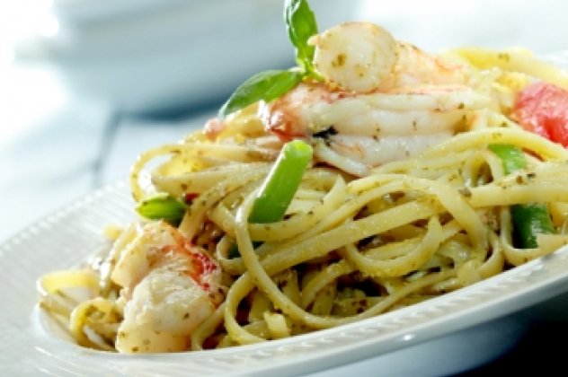 Λιγκουίνι με γαρίδες, πέστο, φασολάκια και ντοματίνια από τον σεφ Γιάννη Λουκάκο! - Κυρίως Φωτογραφία - Gallery - Video