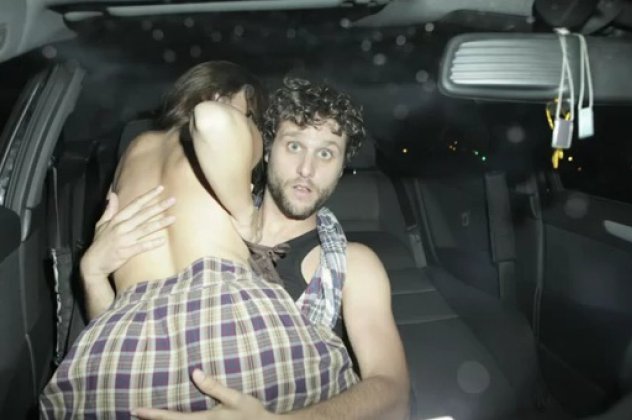 Επιστρέφει στην Ιταλία η «μόδα» του σεξ  στο αυτοκίνητο λόγω της... οικονομική κρίσης (βίντεο) - Κυρίως Φωτογραφία - Gallery - Video