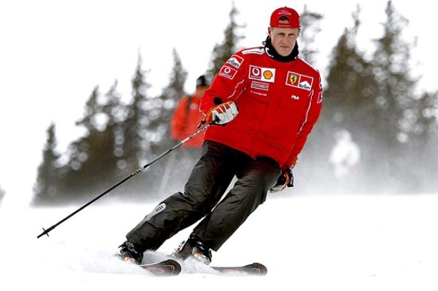 Τραυματίστηκε σοβαρά στο κεφάλι κάνοντας σκι ο παγκόσμιος πρωταθλητής της Φόρμουλα 1 Μίκαελ Σουμάχερ! - Κυρίως Φωτογραφία - Gallery - Video