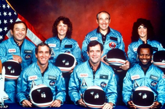 Όταν το διαστημικό λεωφορείο Challenger εξερράγη στον αέρα-Μια μέρα που όλοι θυμόμαστε-Δείτε βίντεο ντοκουμέντο με την τραγωδία που συγκλόνισε την υφήλιο πριν από ακριβώς 28 χρόνια (φωτό & βίντεο) - Κυρίως Φωτογραφία - Gallery - Video
