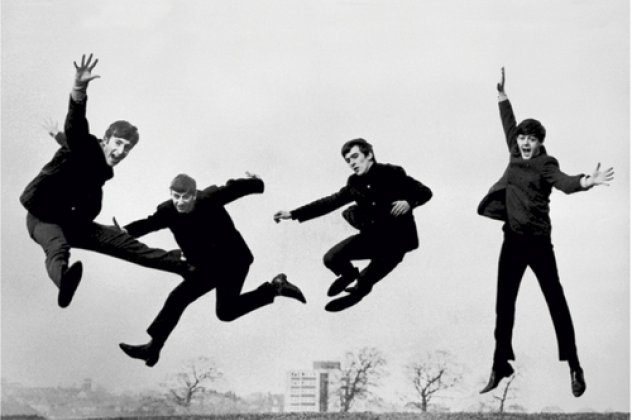Flash back στην εκπληκτική & δυστυχώς τελευταία παράσταση των Beatles μαζί στο Λονδίνο - 30/01/1968 - μετά κάθε σκαθάρι τράβηξε το δρόμο του‏!  - Κυρίως Φωτογραφία - Gallery - Video