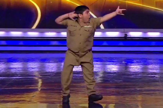 Ο 8χρονος Ινδούλης που χορεύει και ξετρελαίνει παρά τα παχάκια του κατακτά και την Αμερική - Εμφανίστηκε στο show της διάσημης Έλεν ντε Τζένερις και... έσκισε! (βίντεο)  - Κυρίως Φωτογραφία - Gallery - Video