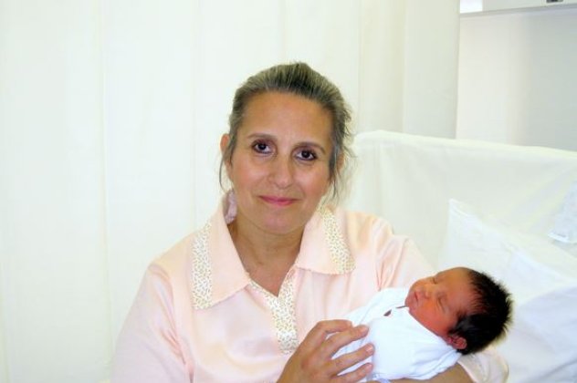 Top woman η 48χρονη Ελληνίδα που έφερε στον κόσμο ένα παιδάκι, όνειρο μιας ολόκληρης ζωής-Με εξωσωματική γονιμοποίηση και τη μέθοδο του φυσικού κύκλου - Κυρίως Φωτογραφία - Gallery - Video