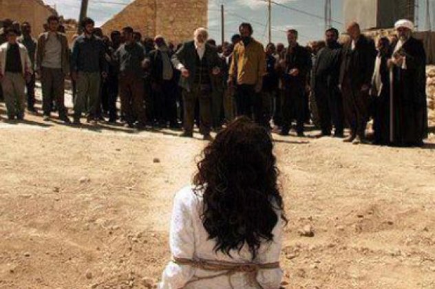 Φρίκη στη Συρία: Κορίτσι καταδικάστηκε από δικαστήριο σε  θάνατο δια λιθοβολισμού επειδή είχε σελίδα στο facebook! - Κυρίως Φωτογραφία - Gallery - Video