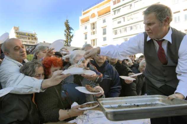 Τσικνοπέμπτη στη Βαρβάκειο με δωρεάν κρέας και κρασί - Στις 11 ανάβουν οι ψησταριές και 1,5 τόνος αναμένεται να κάνει... φτερά!  - Κυρίως Φωτογραφία - Gallery - Video