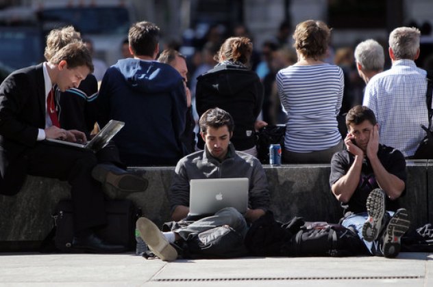 Περιμένοντας το δωρεάν Wifi - Για ποιους λόγους συνδεόμαστε και γιατί το χρησιμοποιούμε - Ο Χάρτης του διαδικτύου στην Ελλάδα! - Κυρίως Φωτογραφία - Gallery - Video