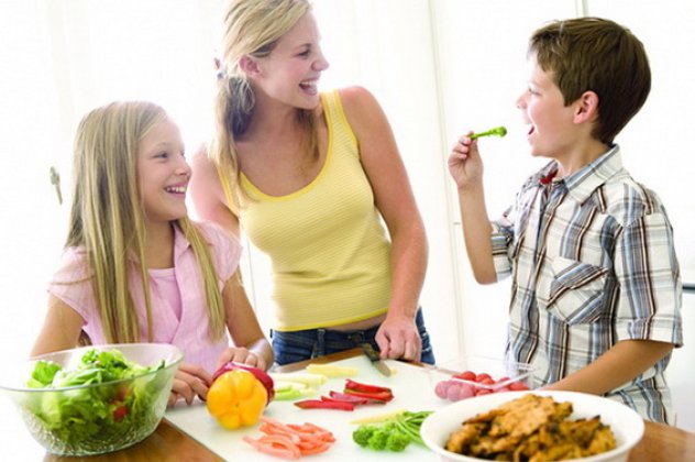 Ποιες είναι οι τροφές που δεν πρέπει ποτέ να λείπουν από το πιάτο των παιδιών μας;  - Κυρίως Φωτογραφία - Gallery - Video