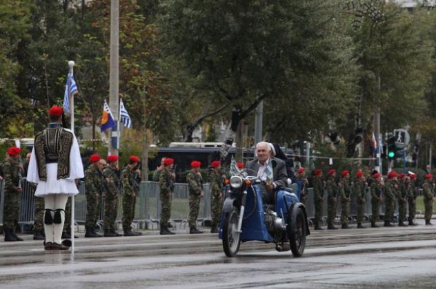 O Κωστής Καλλέργης για την 25η Μαρτίου ποιεί: Προχώρησε Πρωθυπουργέ, στην ρύθμιση Δανείων! Ηγέτης νά'σαι τού Λαού, κι όχι τών Μνημονίων... - Κυρίως Φωτογραφία - Gallery - Video