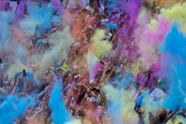 The Color Run: Ο «μαραθώνιος» του χρώματος-Οι δρομείς μπουγελώνονται ανά 5 χιλιόμετρα! (φωτό) - Κυρίως Φωτογραφία - Gallery - Video