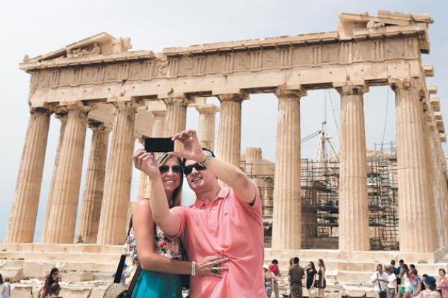 Good news: Όχι μόνο στα νησιά-Οι ξένοι τουρίστες επιστρέφουν φέτος στην Αθήνα που θυμίζει εποχές 2004! - Κυρίως Φωτογραφία - Gallery - Video