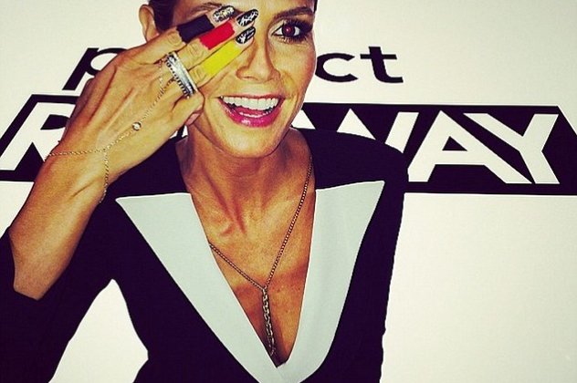 Η Χάιντι Κλουμ με νύχια... Εθνική Γερμανίας και η Ναόμι Κάμπελ ντυμένη από τα νύχια ως την κορυφή Χρυσή Μπάλα!‏ (φωτό) - Κυρίως Φωτογραφία - Gallery - Video