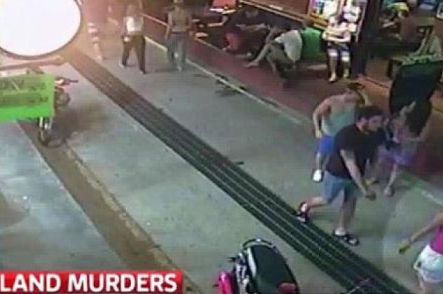 Οι τελευταίες στιγμές, καρέ - καρέ των Βρετανών πριν από το φρικτό έγκλημα στην Ταϊλάνδη: Ο νεαρός δολοφονήθηκε όταν πήγε να βοηθήσει την κοπέλα - Κυρίως Φωτογραφία - Gallery - Video