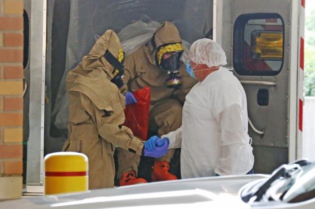 Παγκόσμιος συναγερμός για τον Έμπολα:  Ύποπτα κρούσματα σε Κύπρο-Αυστραλία, επιδείνωση για την ισπανίδα νοσοκόμα - Κυρίως Φωτογραφία - Gallery - Video