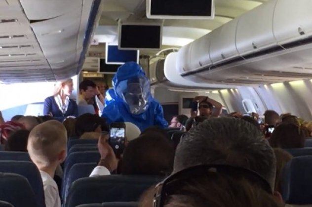 Πανικός σε αεροπλάνο της US Airways από επιβάτη που άρχισε να φωνάζει: Έχω Έμπολα! (βίντεο) - Κυρίως Φωτογραφία - Gallery - Video