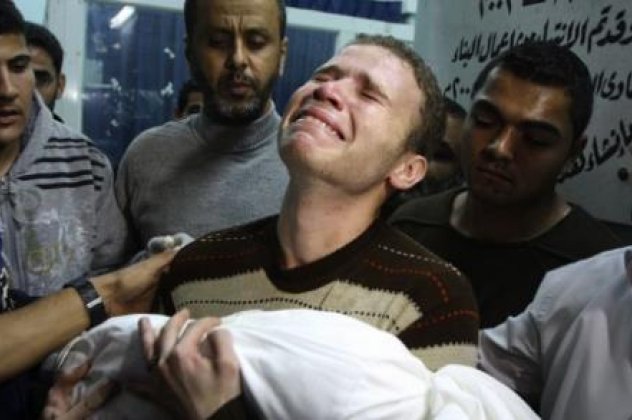 Ο σπαραγμός του δύστυχου πατέρα και δημοσιογράφου για το αδικοχαμένο βρέφος του, που σκοτώθηκε στη Γάζα - Κυρίως Φωτογραφία - Gallery - Video