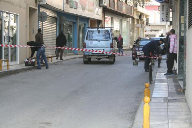 Συνελήφθησαν 4 μέλη των Πυρήνων της Φωτιάς - Συμμετείχαν στη ληστεία στη Βελβεντού  - Κυρίως Φωτογραφία - Gallery - Video