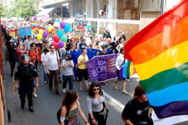 Gay parade απόψε στη Θεσσαλονίκη σε πείσμα του αναθέματος Άνθιμου!! - Κυρίως Φωτογραφία - Gallery - Video