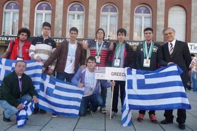 Με πέντε μετάλλια και μια εύφημο μνεία επέστρεψαν οι Έλληνες μαθητές από την Διεθνή Μαθηματική Ολυμπιάδα - Κυρίως Φωτογραφία - Gallery - Video